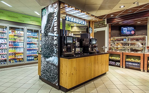 В Швеции появятся пункты самообслуживания Starbucks на заправках